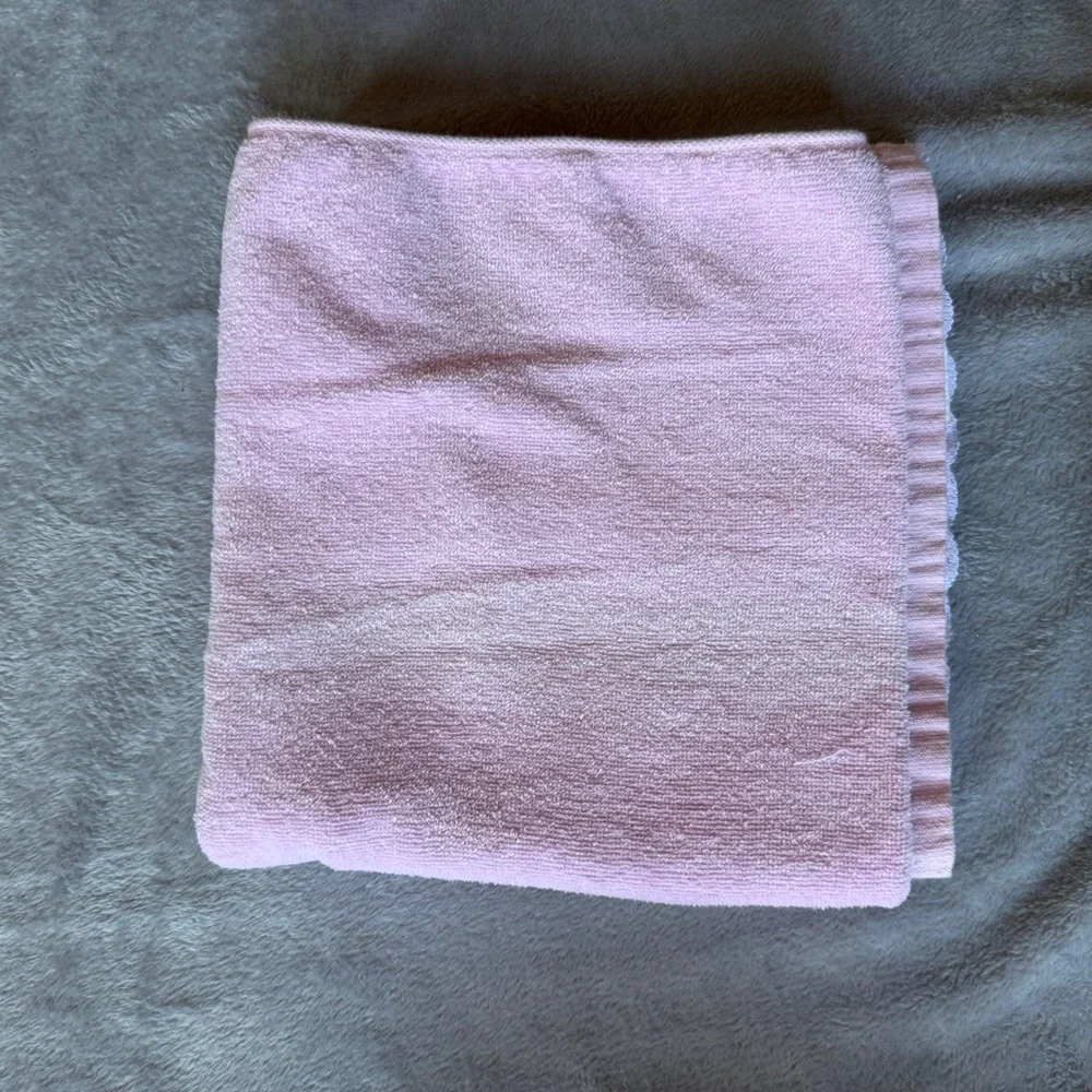 Vtg R.A. Briggs 3 Pink Floral Rose Embroidered Lace Trim Towels 2 Washcloths HTF